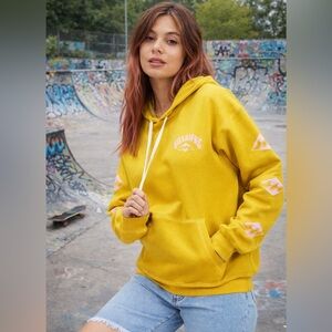 Billabong Woman’s Large Yellow and Baby Pink Hoodie